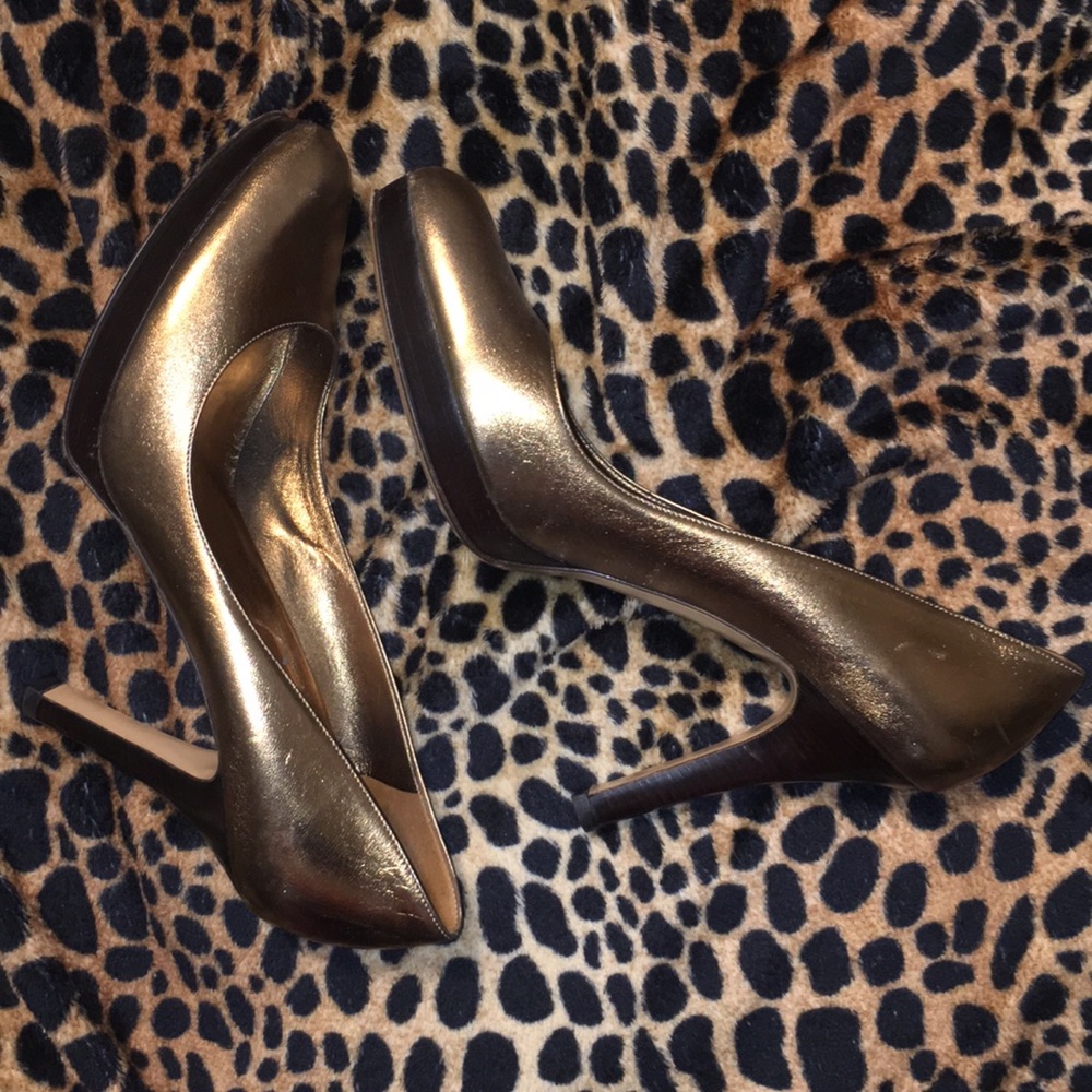 AUTHENTIC GUCCI pumps in excellent condition